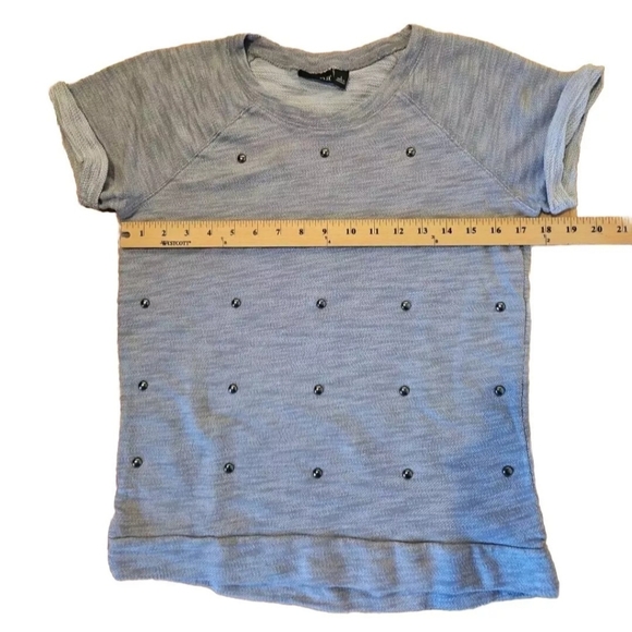 a.n.a A New Approach Soft Knit Gray Studded Top with Rolled Short Sleeves Size S - Picture 3 of 9
